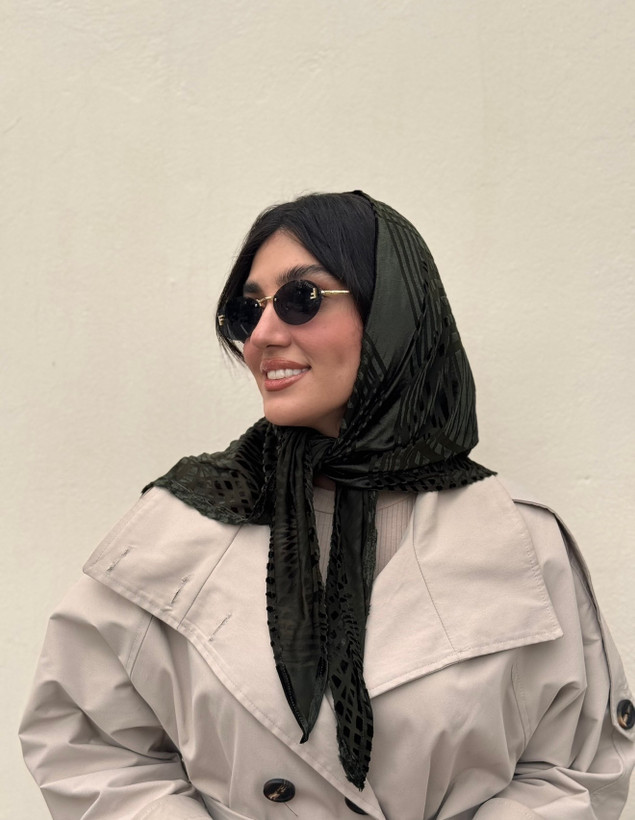 روسری مخمل طرحدار سبز