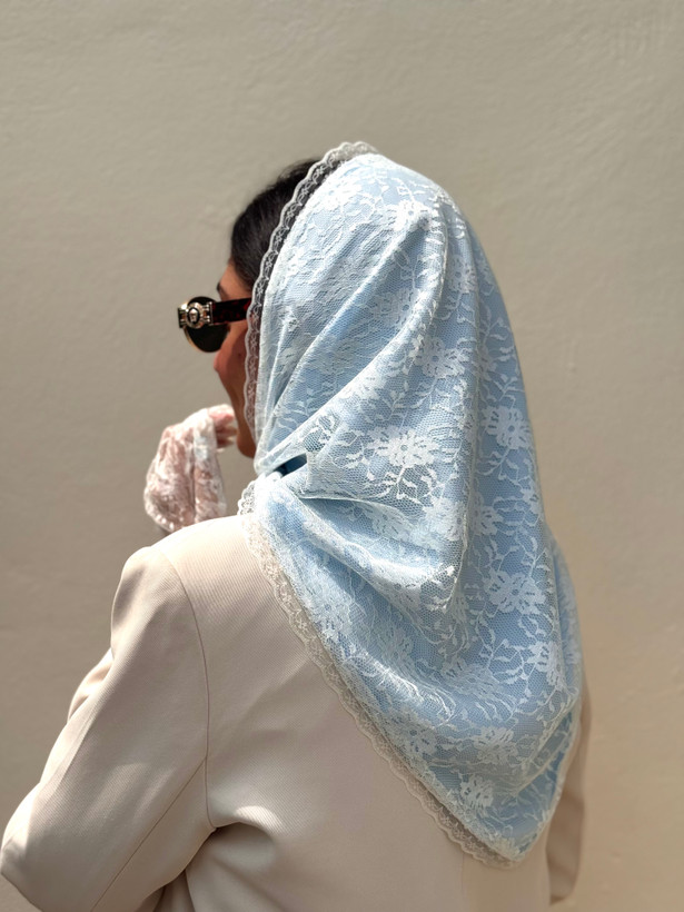 روسری دورو گل شیری